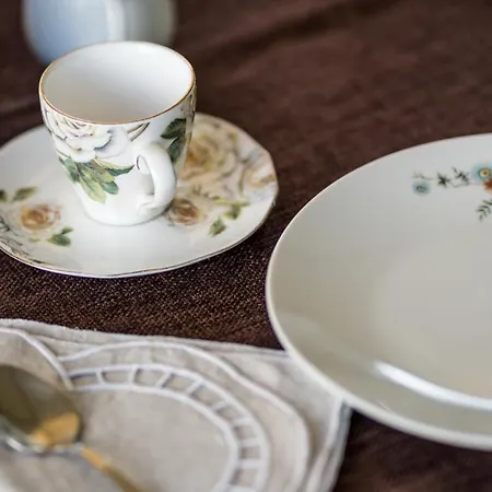 Porta Paradiso Bed & Breakfast *