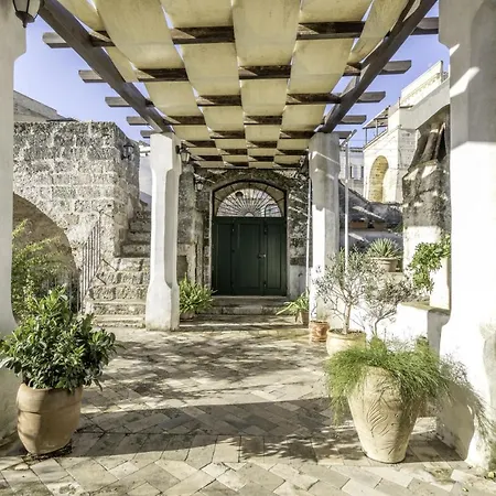 Porta Paradiso Bed & Breakfast *